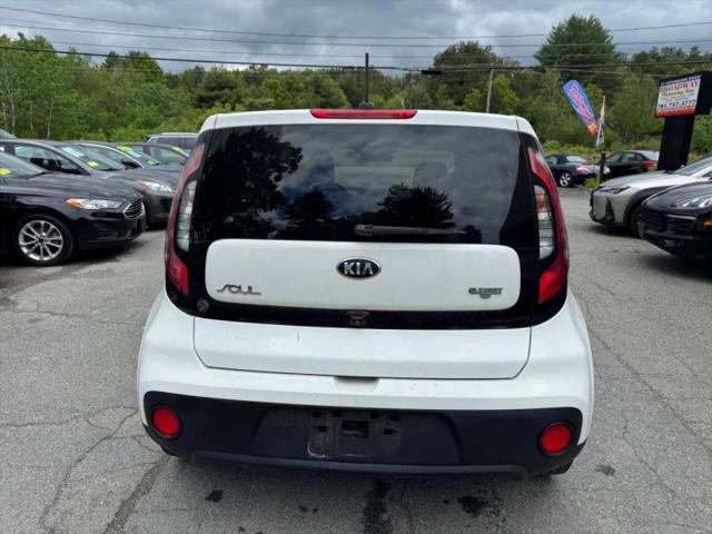 2018 Kia Soul Base