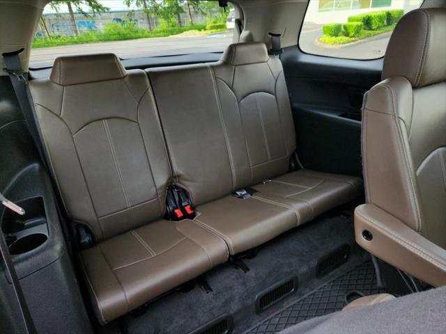 2016 GMC Acadia SLT-1
