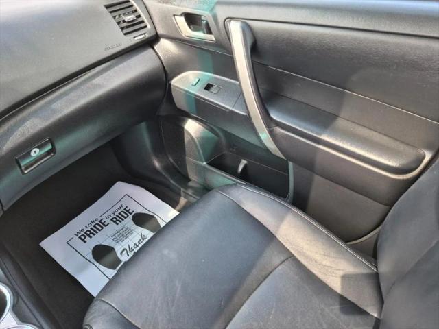 2012 Toyota Highlander SE V6