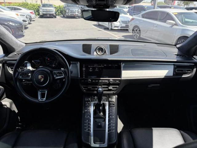 2020 Porsche Macan Turbo