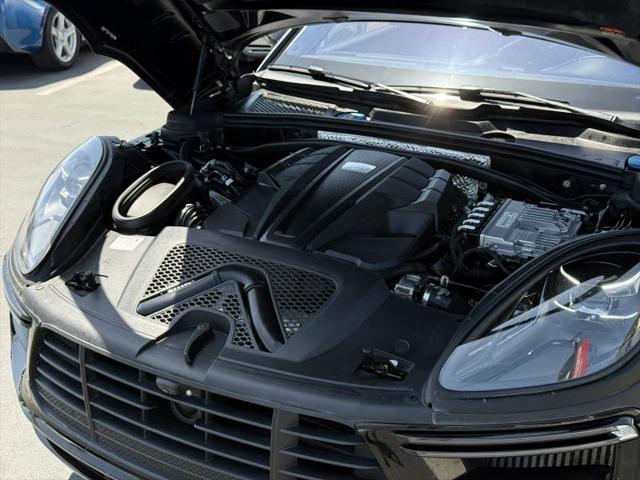 2020 Porsche Macan Turbo
