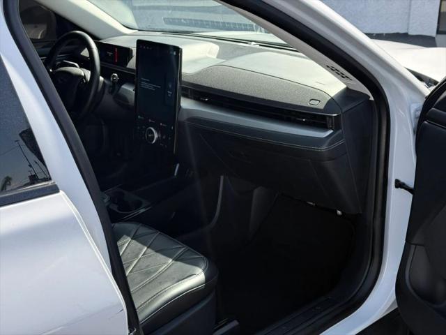 2022 Ford Mustang Mach-E Select