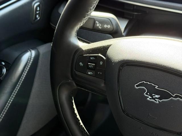 2022 Ford Mustang Mach-E Select