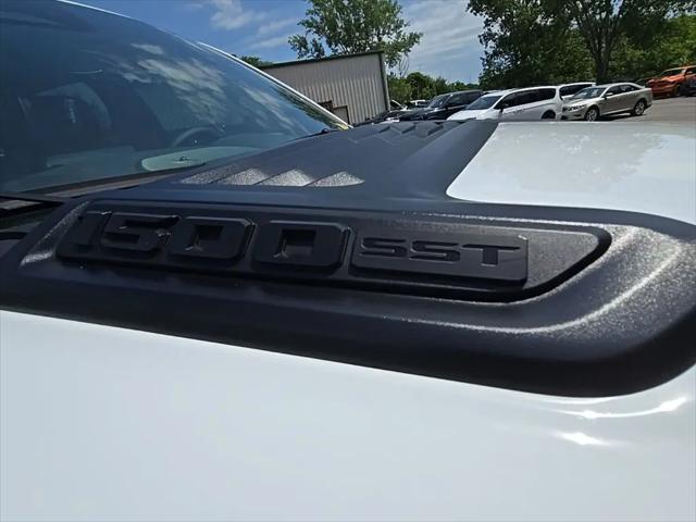 2025 Ram 1500 Laramie Crew Cab 4x4 5'7" Box