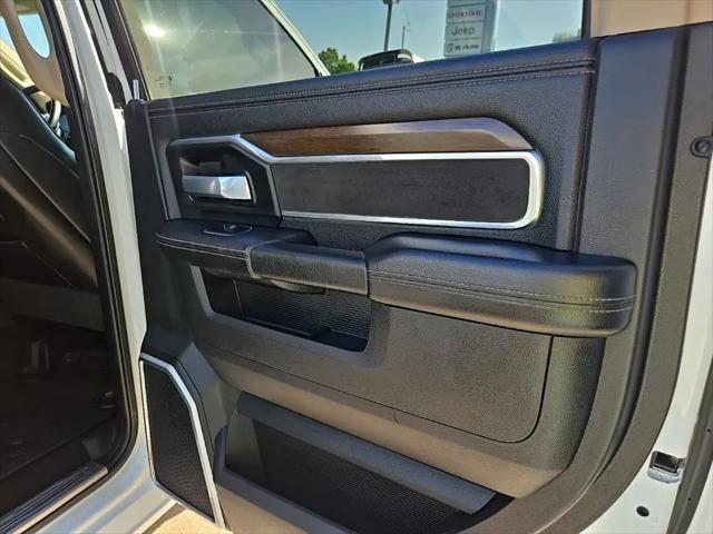 2022 Ram 2500 Laramie Crew Cab 4x4 64 Box