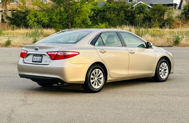 2016 Toyota Camry LE