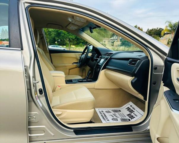 2016 Toyota Camry LE