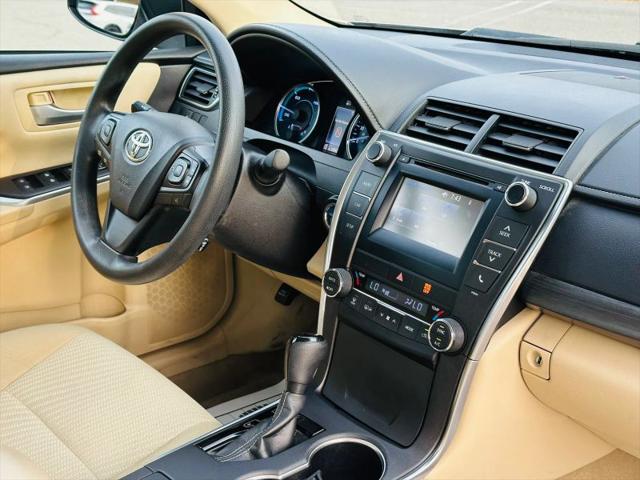 2016 Toyota Camry LE