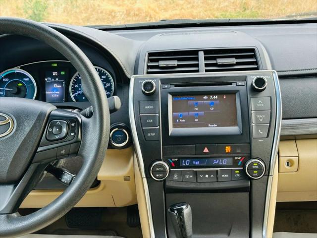2016 Toyota Camry LE
