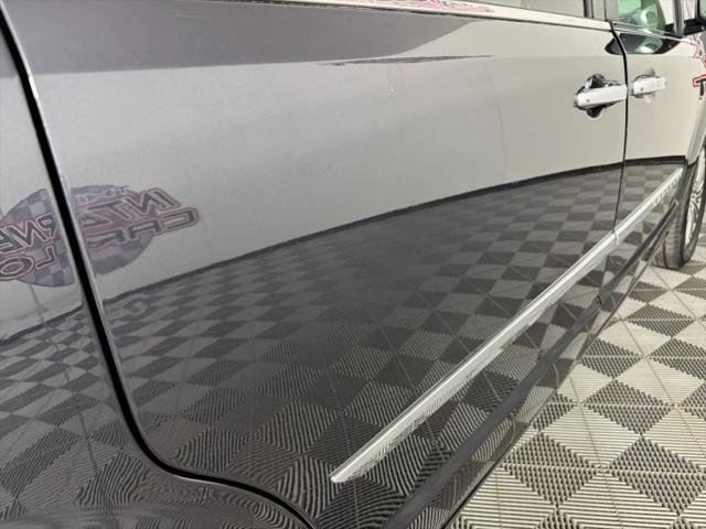 2014 Chrysler Town & Country Touring-L