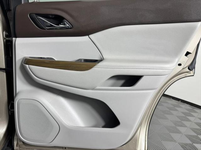 2022 GMC Acadia AWD SLE