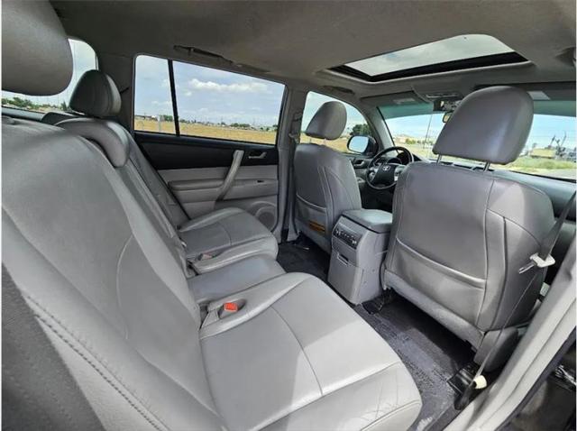 2012 Toyota Highlander SE V6