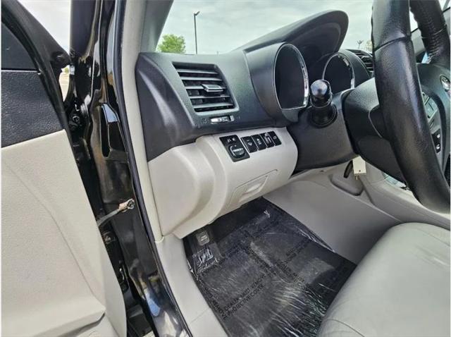 2012 Toyota Highlander SE V6