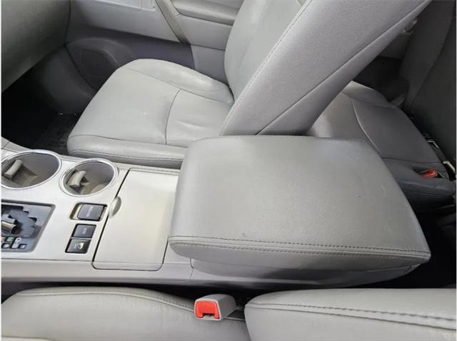 2012 Toyota Highlander SE V6