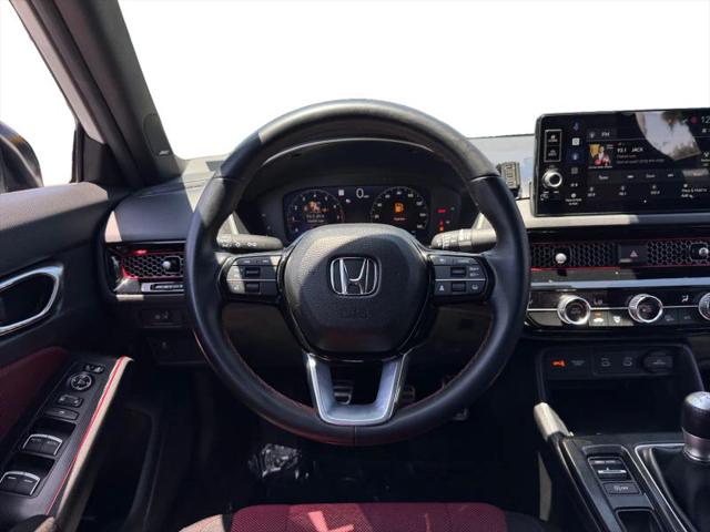 2025 Honda Civic Base w/High Performance Summer Tires