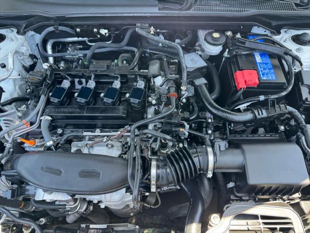 2025 Honda Civic Base w/High Performance Summer Tires