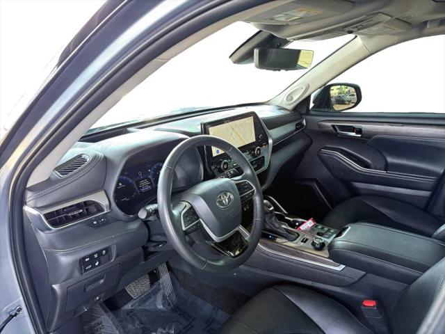 2024 Toyota Highlander Platinum