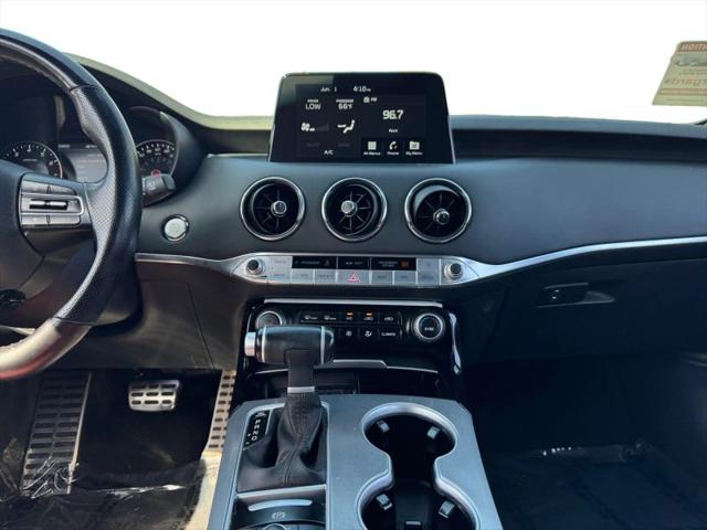 2021 Kia Stinger GT1