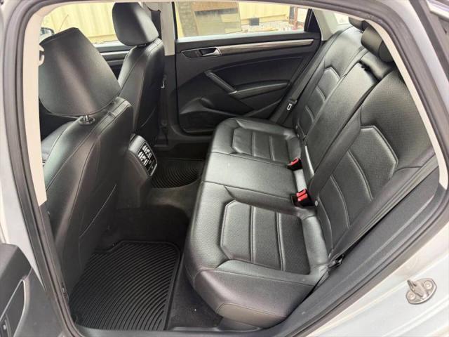 2017 Volkswagen Passat 1.8T SE