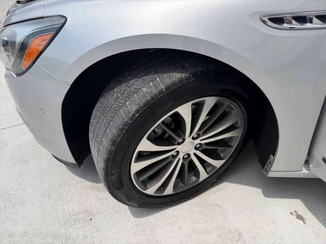 2017 Buick LaCrosse Essence