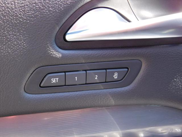 2024 Cadillac XT4 FWD Premium Luxury