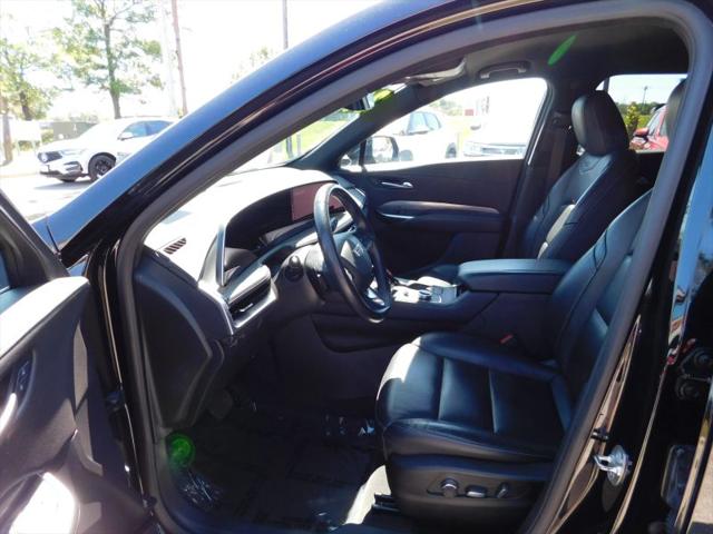 2024 Cadillac XT4 FWD Premium Luxury