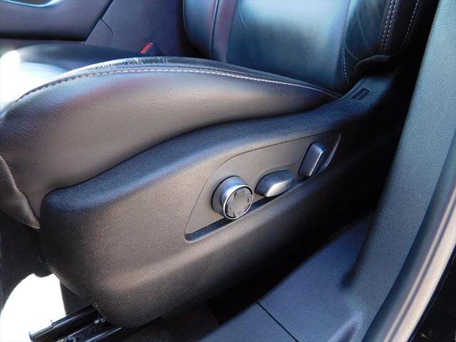 2024 Cadillac XT4 FWD Premium Luxury