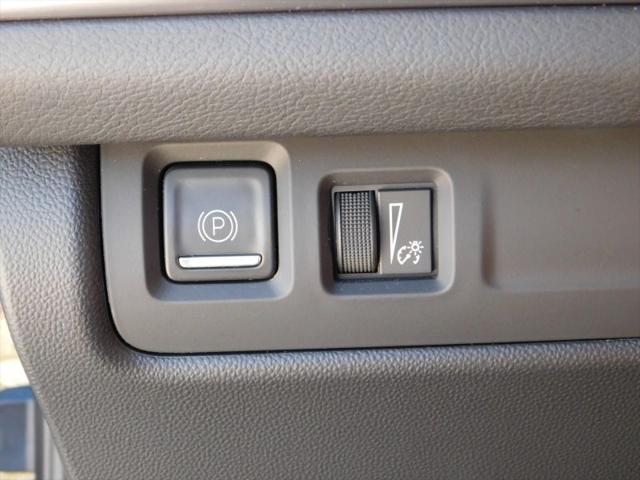 2024 Cadillac XT4 FWD Premium Luxury