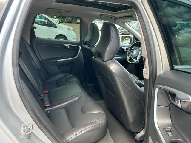 2016 Volvo XC60 T5 Premier