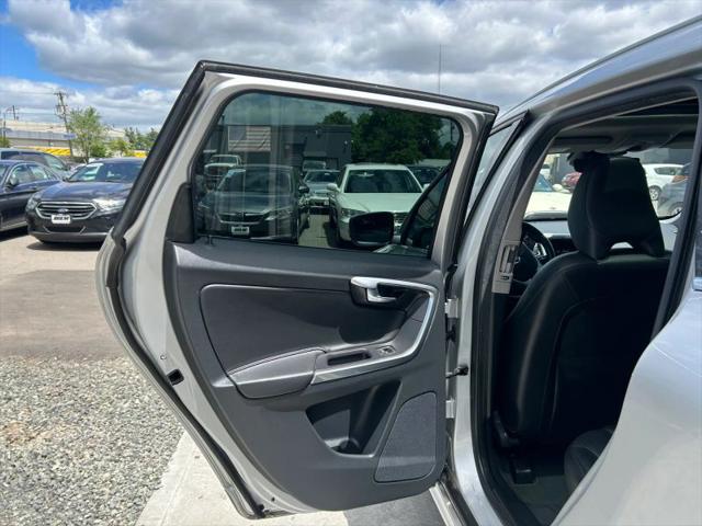 2016 Volvo XC60 T5 Premier