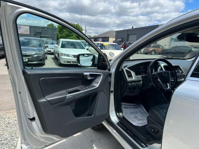 2016 Volvo XC60 T5 Premier