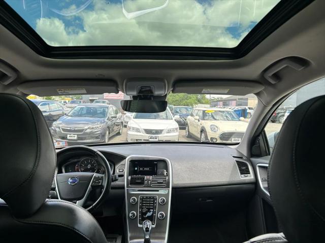 2016 Volvo XC60 T5 Premier