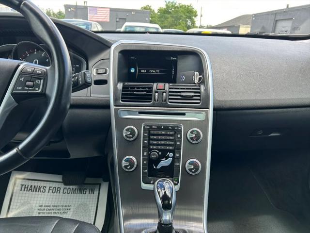 2016 Volvo XC60 T5 Premier