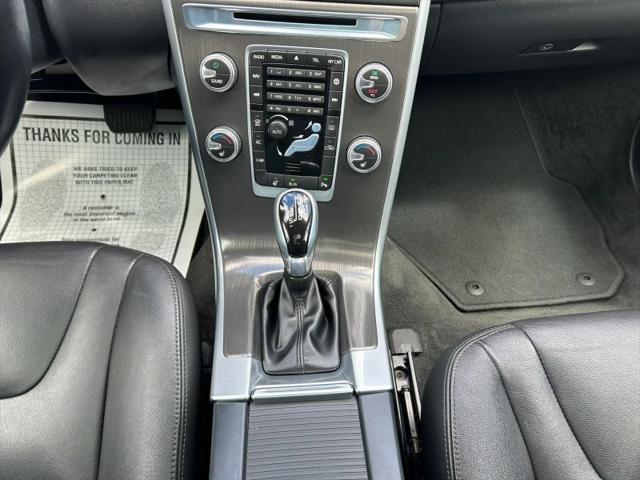2016 Volvo XC60 T5 Premier