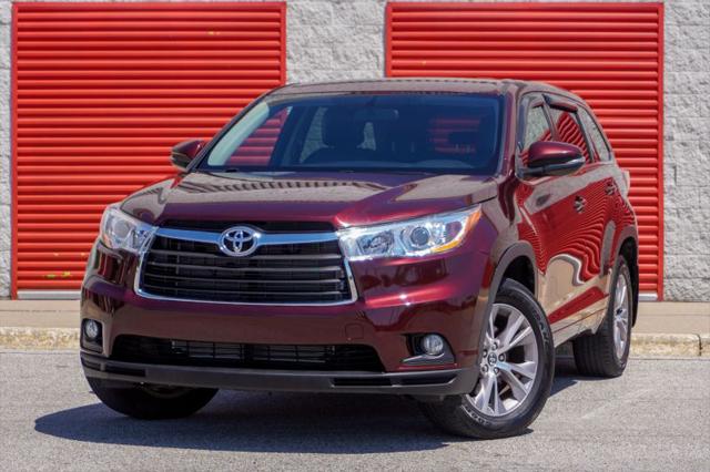 2016 Toyota Highlander LE Plus V6 for sale in Omaha, NE