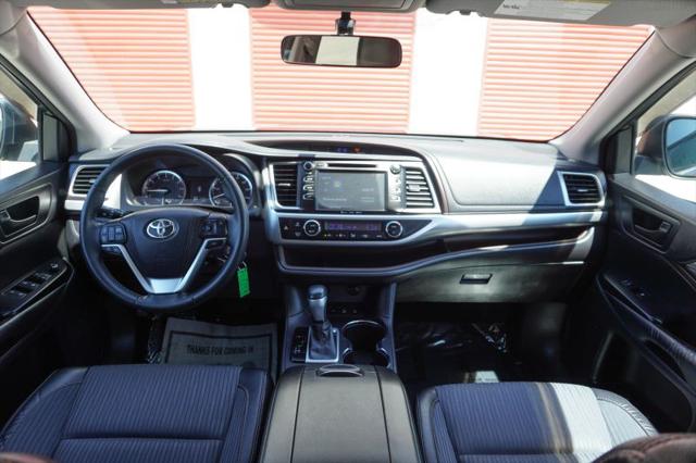 2016 Toyota Highlander LE Plus V6