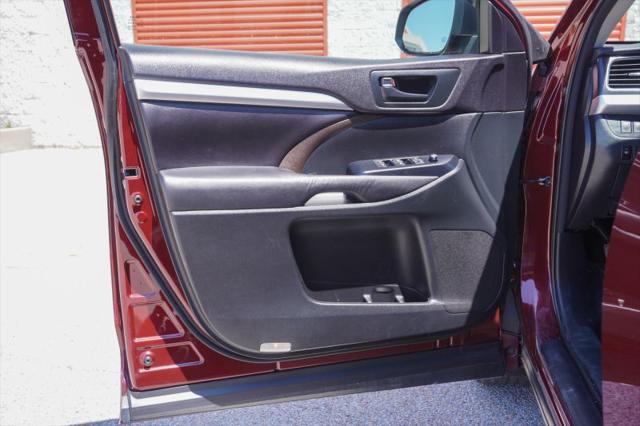 2016 Toyota Highlander LE Plus V6