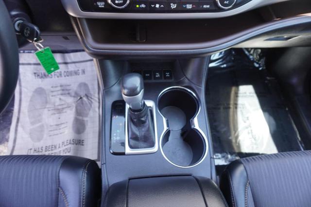 2016 Toyota Highlander LE Plus V6