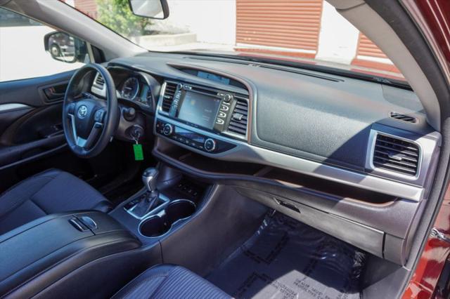 2016 Toyota Highlander LE Plus V6