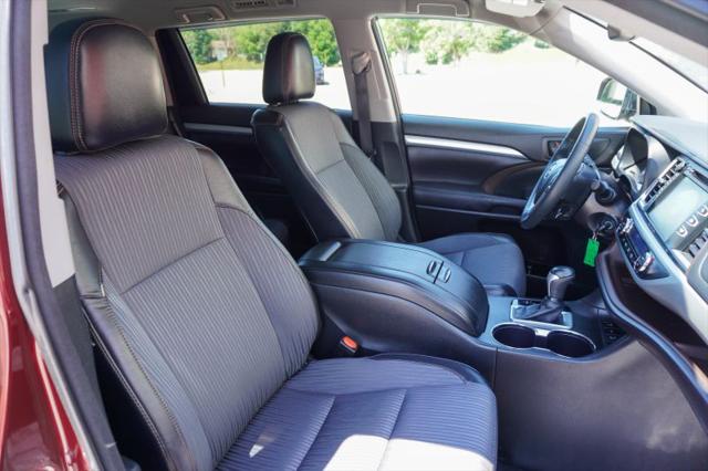 2016 Toyota Highlander LE Plus V6