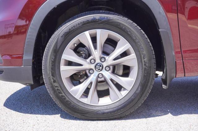 2016 Toyota Highlander LE Plus V6