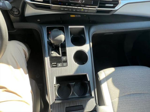 2026 Toyota Sienna LE