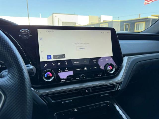 2025 Lexus TX 500h F SPORT Premium