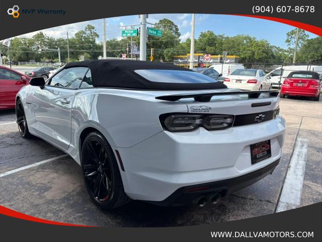 2021 Chevrolet Camaro RWD Convertible LT1