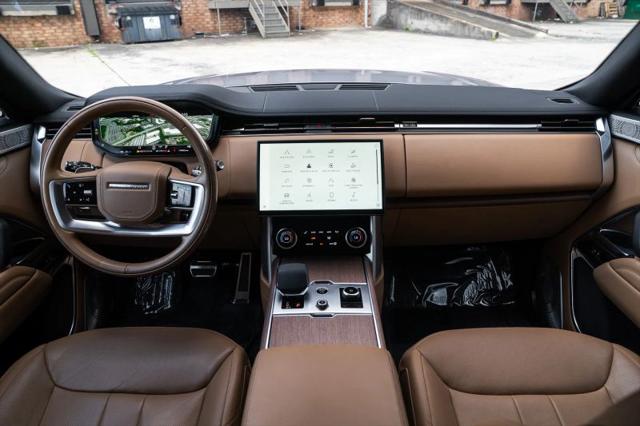 2023 Land Rover Range Rover P530 SE
