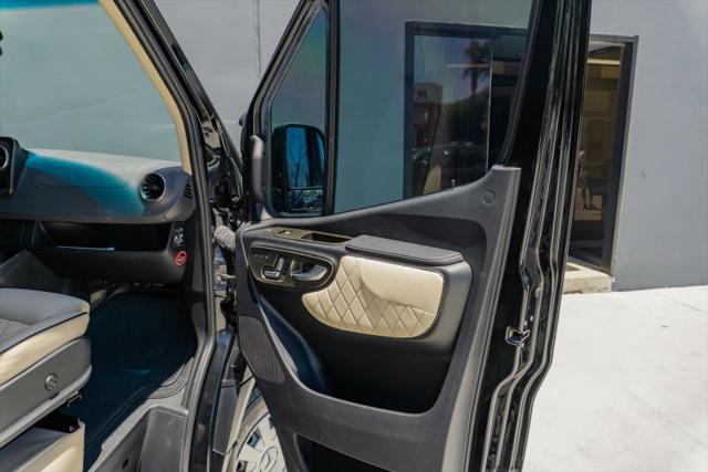 2022 Mercedes-Benz Sprinter 2500 Standard Roof V6