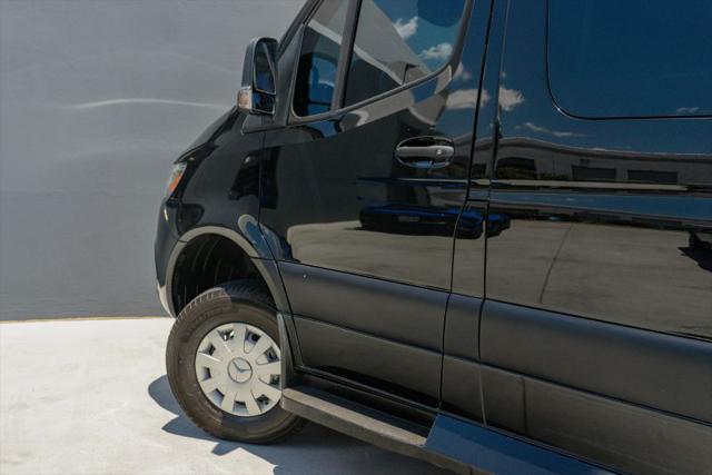 2022 Mercedes-Benz Sprinter 2500 Standard Roof V6