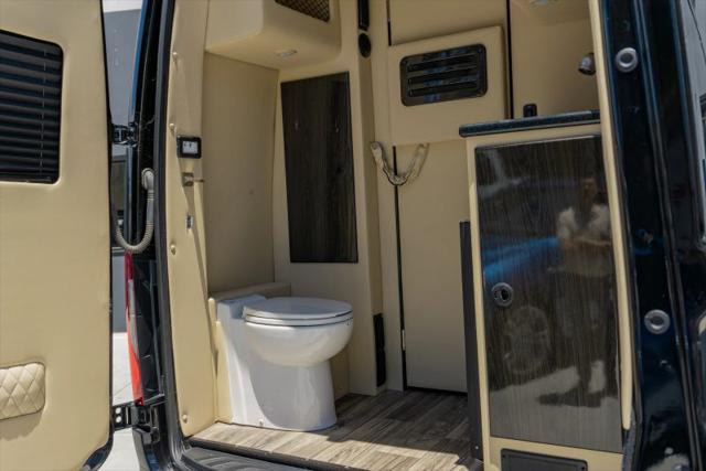 2022 Mercedes-Benz Sprinter 2500 Standard Roof V6