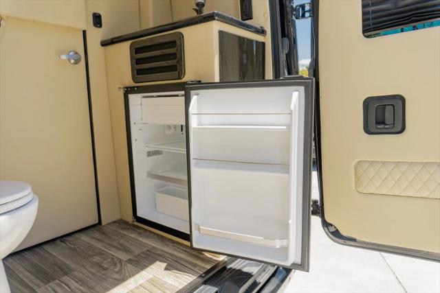 2022 Mercedes-Benz Sprinter 2500 Standard Roof V6
