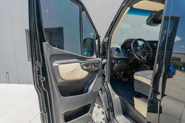 2022 Mercedes-Benz Sprinter 2500 Standard Roof V6